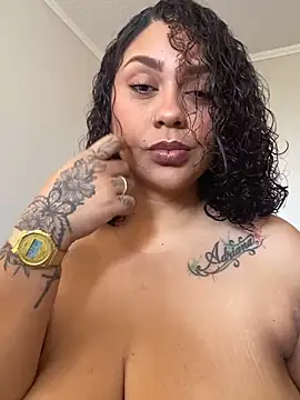 Snapshot of hanna_danger19 chatting on April 17, 1:25 pm hanna danger19 online show from April 17, 1:25 pm