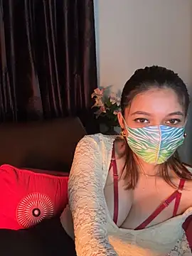 Snapshot of Jen_jennyy1 chatting on February 5, 2:29 am Jen jennyy1 online show from February 5, 2:29 am