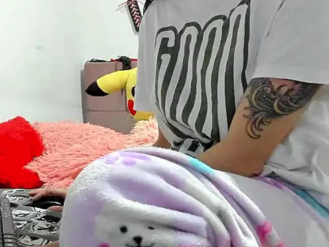 Snapshot of Sexualadiccion_ chatting on September 15, 5:02 pm Sexualadiccion online show from September 15, 5:02 pm