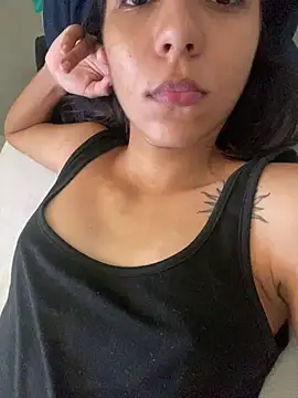 Julinhasz online show from March 20, 6:02 pm