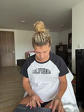 Georgiafox online show from November 16, 2:55 pm