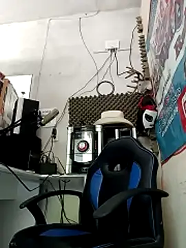 nek36 online show from May 30, 6:05 pm
