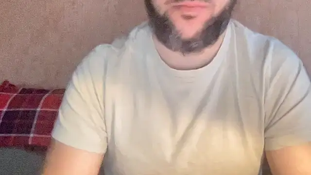 Snapshot of RedDante89 chatting on December 6, 7:54 am RedDante89 online show from December 6, 7:54 am