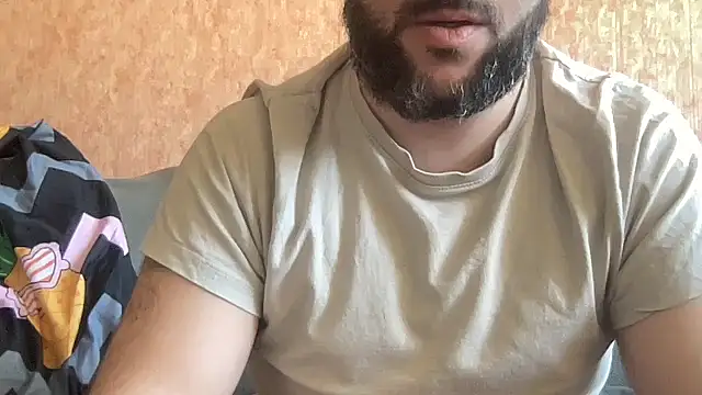 Snapshot of RedDante89 chatting on March 8, 10:32 am RedDante89 online show from March 8, 10:32 am