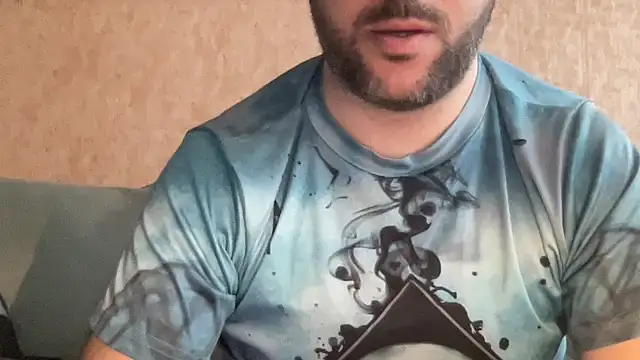 Snapshot of RedDante89 chatting on March 13, 8:59 am RedDante89 online show from March 13, 8:59 am