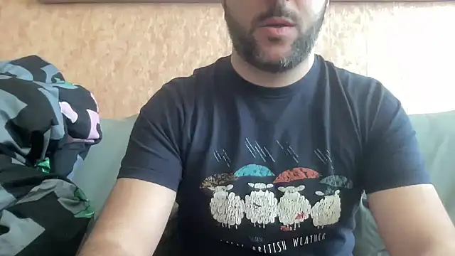 Snapshot of RedDante89 chatting on March 15, 9:30 am RedDante89 online show from March 15, 9:30 am