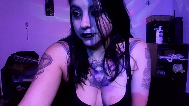 Snapshot of Acid666_alice chatting on June 28, 4:40 am Acid666 alice online show from June 28, 4:40 am