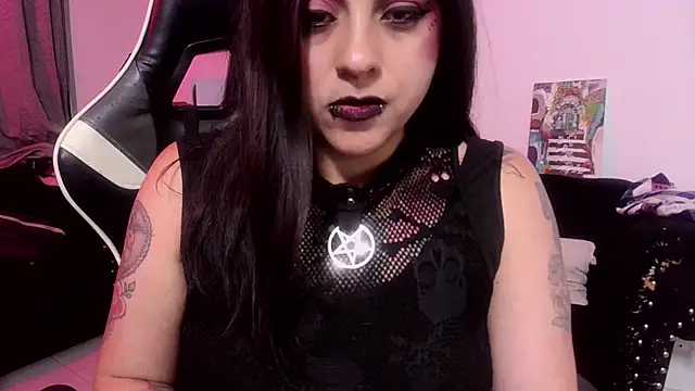 Snapshot of Acid666_alice chatting on July 7, 6:47 am Acid666 alice online show from July 7, 6:47 am