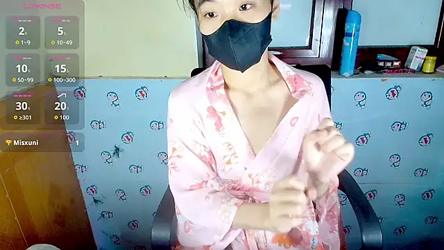   Saphia   online show from November 27, 3:58 pm