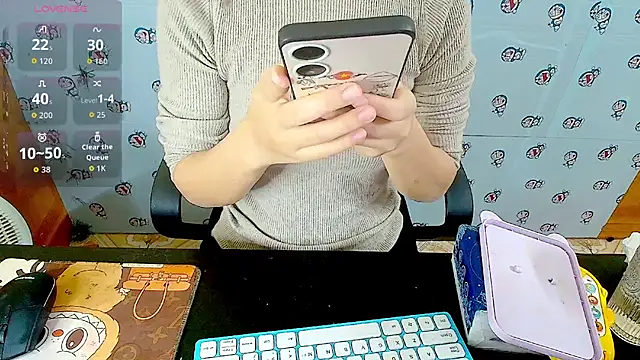   Saphia   online show from December 17, 12:49 am