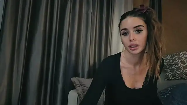 Snapshot of your_bunnygirl chatting on November 15, 4:47 pm your bunnygirl online show from November 15, 4:47 pm