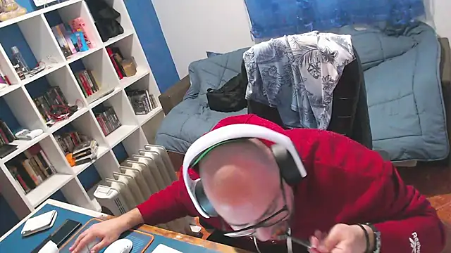 ravingr4d4 online show from March 5, 1:29 pm