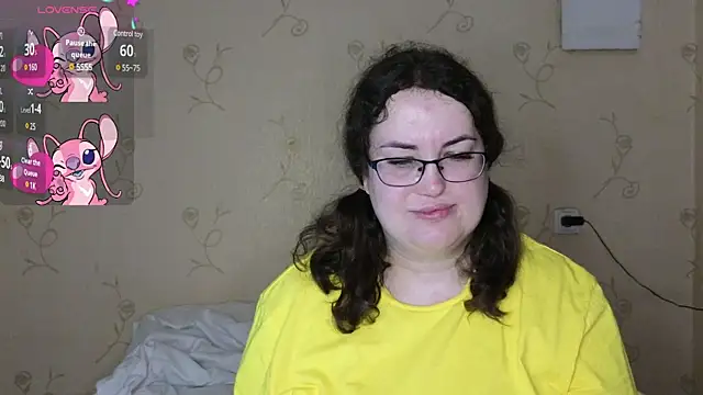 Snapshot of VladaCandy chatting on February 21, 7:21 pm VladaCandy online show from February 21, 7:21 pm