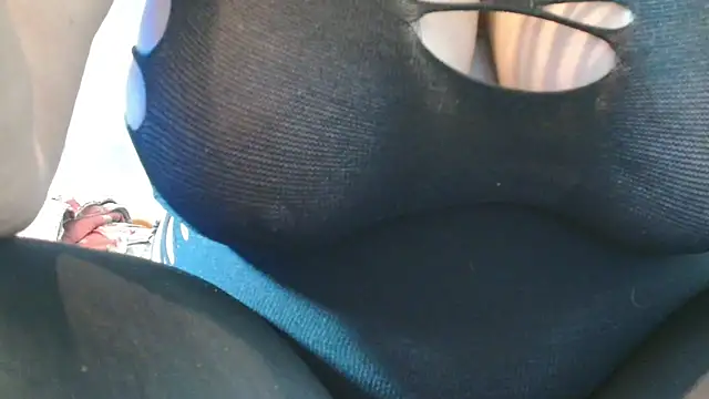 Snapshot of Andra_Love chatting on May 12, 8:06 pm Andra Love online show from May 12, 8:06 pm