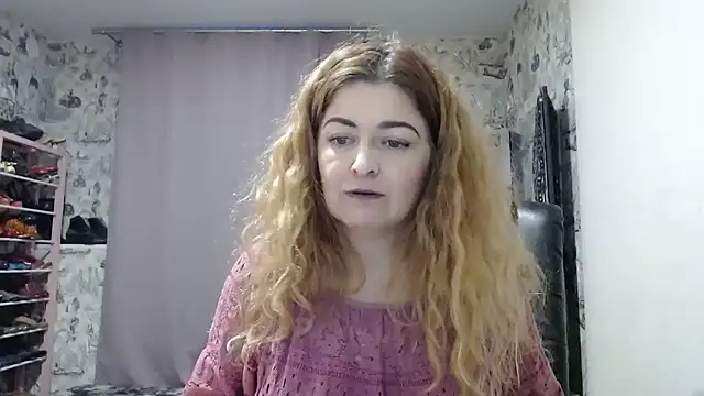 Helen1974 online show from December 14, 1:59 pm