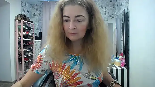 Helen1974 online show from July 26, 11:50 am