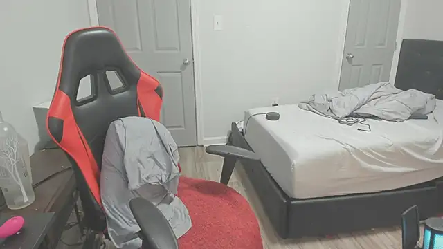 demi xoxo online show from September 23, 11:30 pm