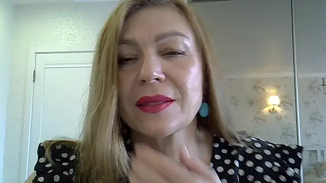 Alexandra-Rosee online show from December 21, 5:36 am