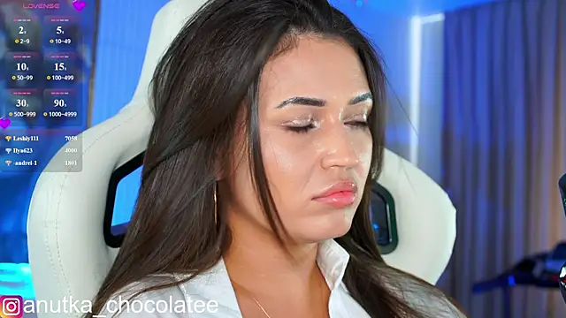 Snapshot of Adel_chocolate_ chatting on June 25, 4:56 am Adel chocolate online show from June 25, 4:56 am