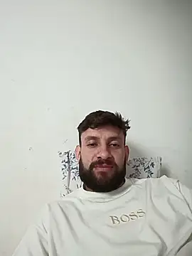 Snapshot of Robertao20cm chatting on July 2, 6:36 pm Robertao20cm online show from July 2, 6:36 pm