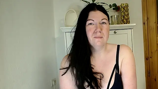 p6w official online show from March 10, 5:12 am