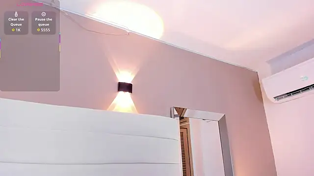 Lilly 2809  online show from February 22, 4:46 am