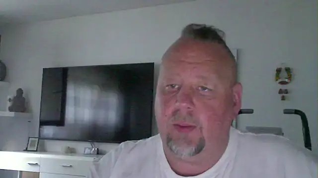 Snapshot of pimmelmann3 chatting on April 29, 5:30 pm pimmelmann3 online show from April 29, 5:30 pm