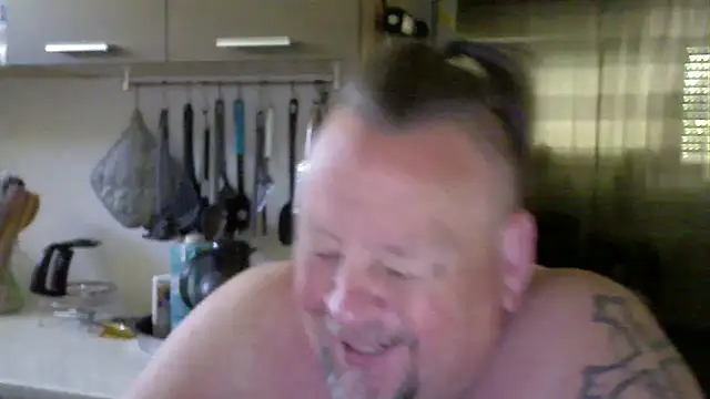 Snapshot of pimmelmann3 chatting on May 1, 9:25 am pimmelmann3 online show from May 1, 9:25 am