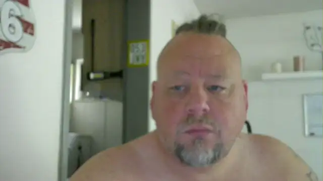 Snapshot of pimmelmann3 chatting on May 16, 8:44 am pimmelmann3 online show from May 16, 8:44 am