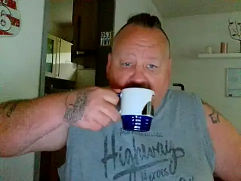 Snapshot of pimmelmann3 chatting on May 19, 4:46 pm pimmelmann3 online show from May 19, 4:46 pm