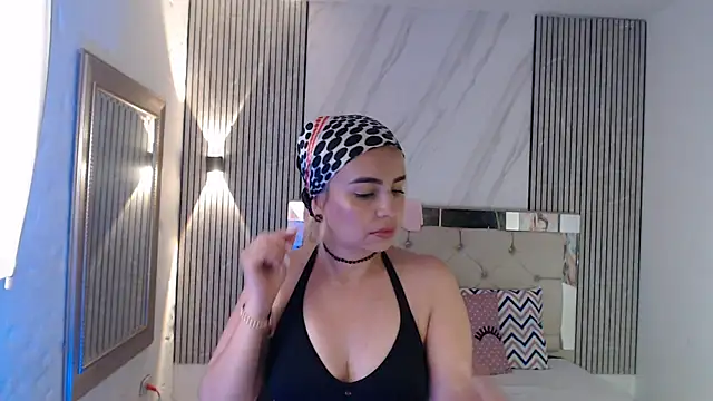 Snapshot of ashley__tylor chatting on June 19, 4:55 pm ashley tylor online show from June 19, 4:55 pm