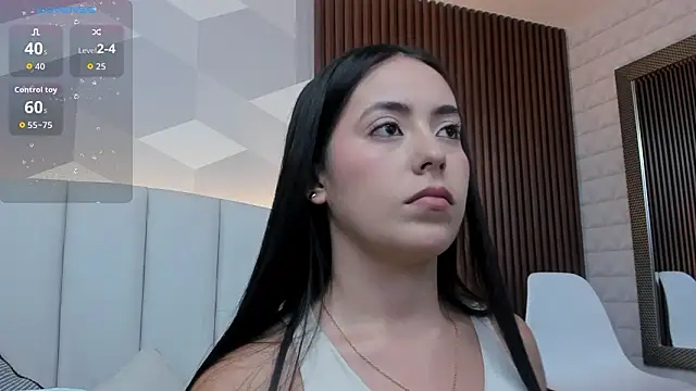 Julietasantos   online show from February 2, 6:39 pm