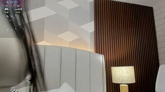 Julietasantos   online show from March 30, 6:31 pm