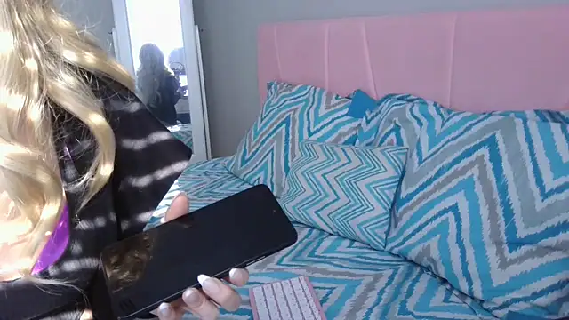 Wishgoddes online show from January 12, 6:24 pm