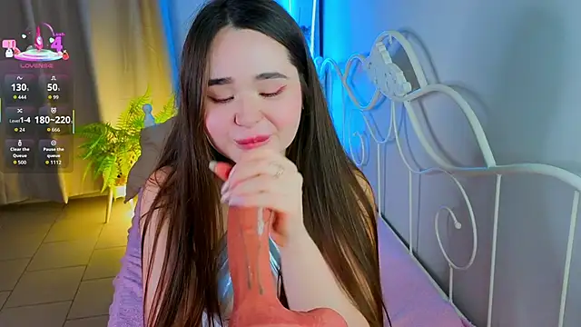 KateBleare online show from October 10, 3:33 pm