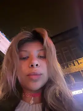 jackelinuh online show from March 29, 10:10 pm