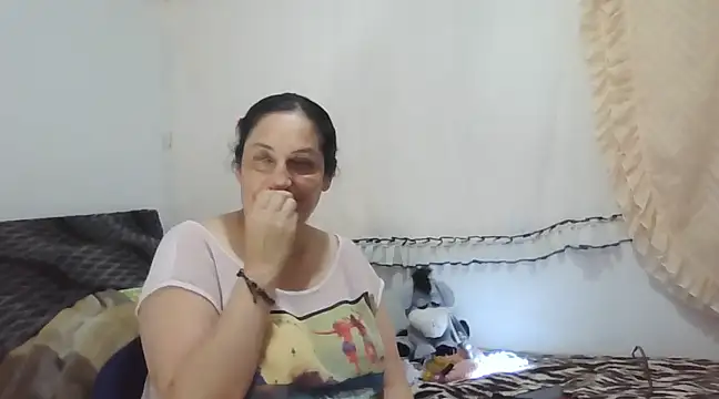 Snapshot of ximenajimenez chatting on January 30, 1:33 am ximenajimenez online show from January 30, 1:33 am