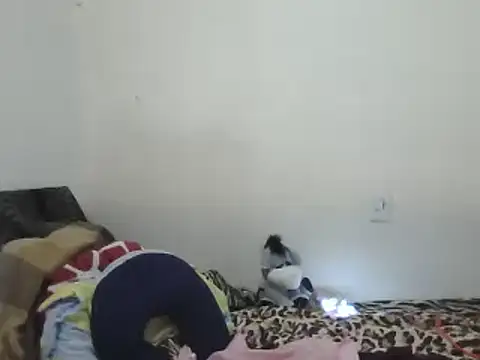 Snapshot of ximenajimenez chatting on February 23, 1:35 am ximenajimenez online show from February 23, 1:35 am