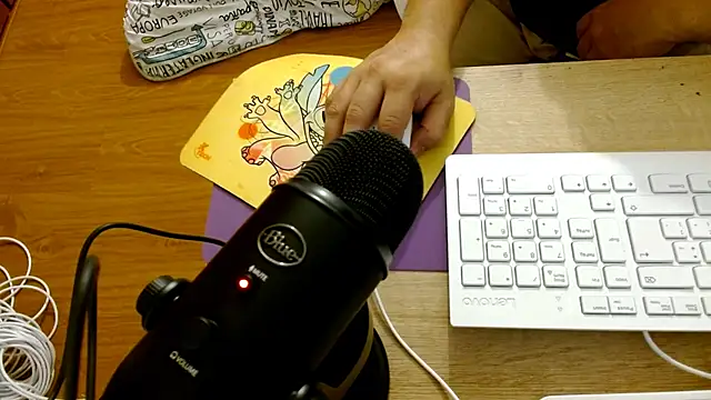 diamondputy04 online show from April 16, 6:30 pm