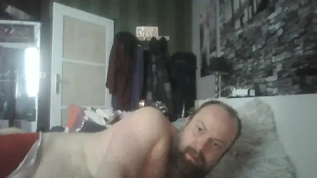 Snapshot of Prehistorixxx2686 chatting on March 12, 8:09 am Prehistorixxx2686 online show from March 12, 8:09 am