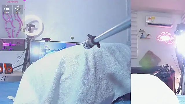 Abigail Girl   online show from February 1, 5:00 pm