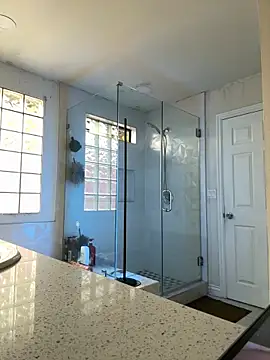 El Gizmo online show from December 22, 6:05 pm