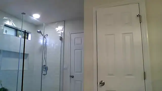 El Gizmo online show from April 8, 5:57 pm