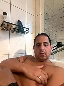 Snapshot of Wessi2005 chatting on September 22, 7:10 am Wessi2005 online show from September 22, 7:10 am