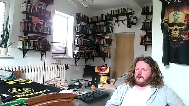 sunr1sa online show from March 25, 1:06 pm