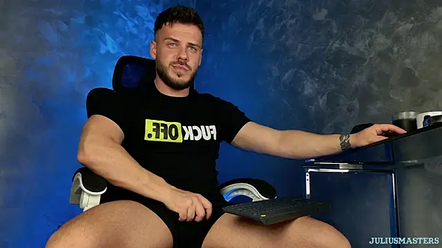 juliusmasters online show from April 7, 7:03 pm