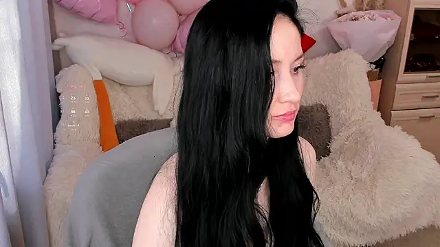 Snapshot of LisaMooore chatting on February 5, 7:24 am LisaMooore online show from February 5, 7:24 am