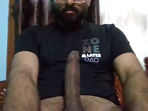Snapshot of diloKaHacker chatting on March 17, 10:51 am diloKaHacker online show from March 17, 10:51 am