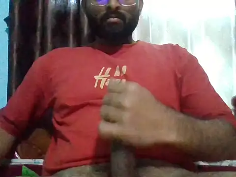 Snapshot of diloKaHacker chatting on April 11, 6:18 am diloKaHacker online show from April 11, 6:18 am