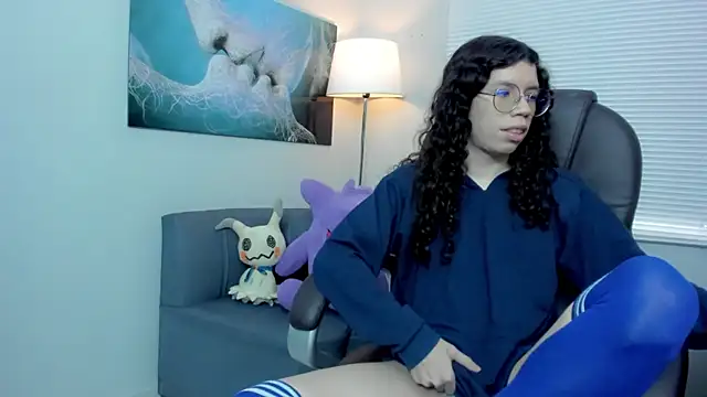 Angel Dust18 online show from December 5, 4:36 pm